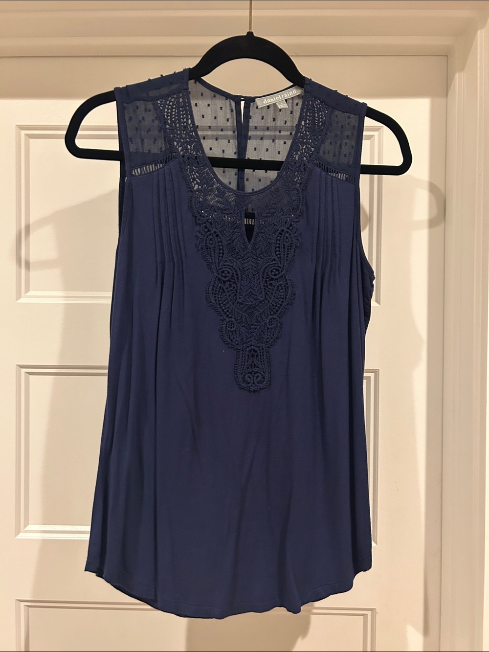Daniel Rainn Navy Lace & Crochet Sleeveless Camisole